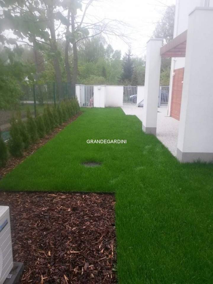127935601